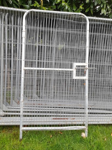 Heras fencing pedestrian - heras,